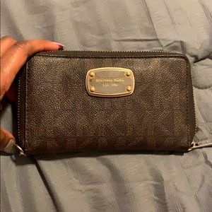 Micheal Kors wallet